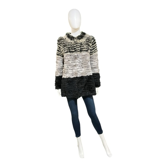Elliatt Monochrome Scenery Rabbit Fur Jacket, Small - Picture 1 of 9